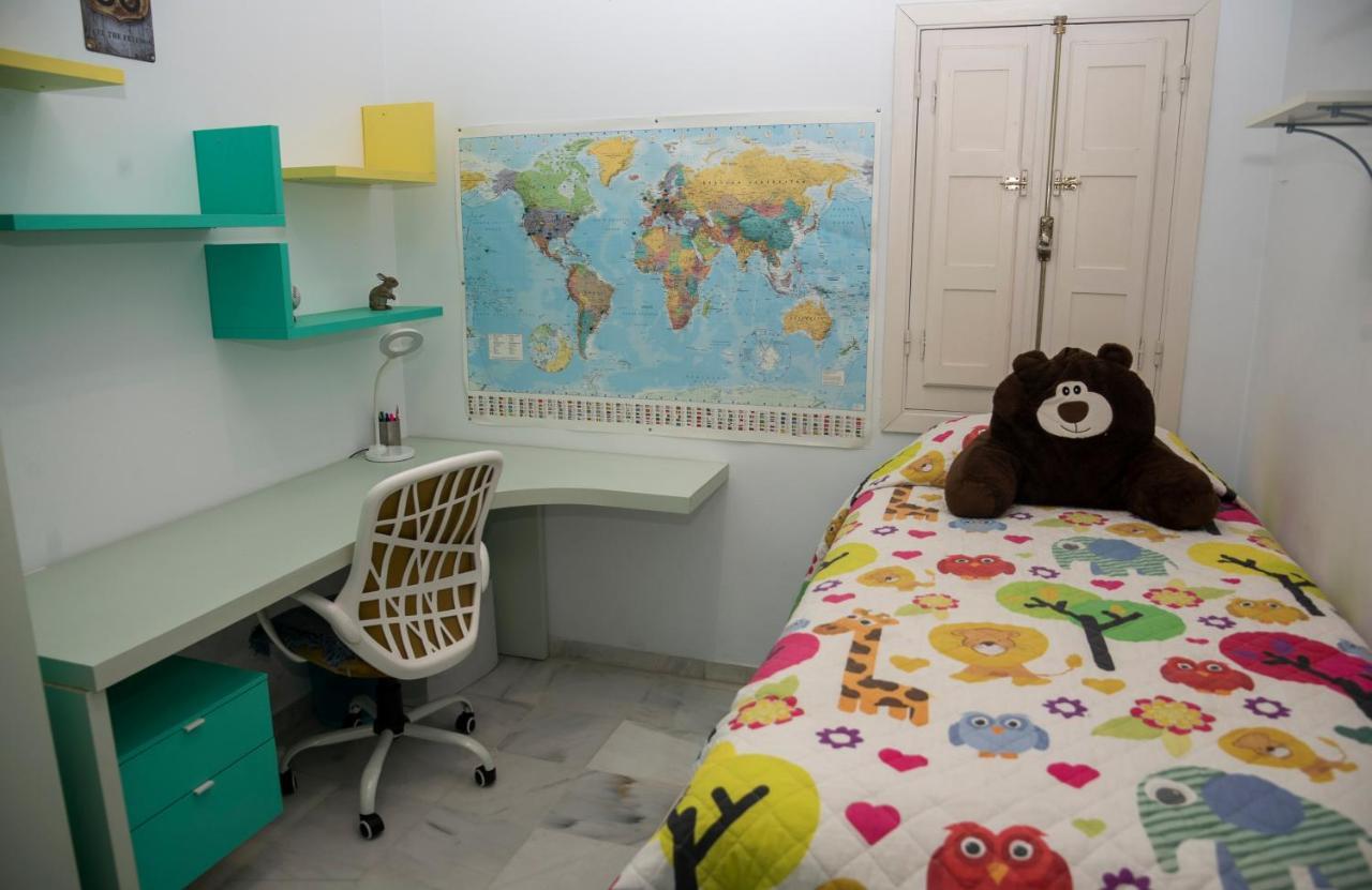 180 Home Ideal Apartamento Con Patio San Bernardo 2 Севиля Екстериор снимка