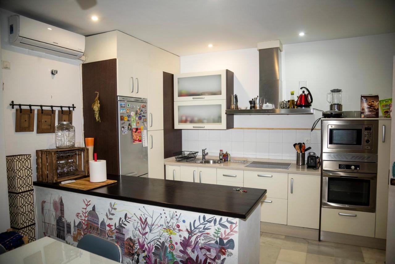 180 Home Ideal Apartamento Con Patio San Bernardo 2 Севиля Екстериор снимка